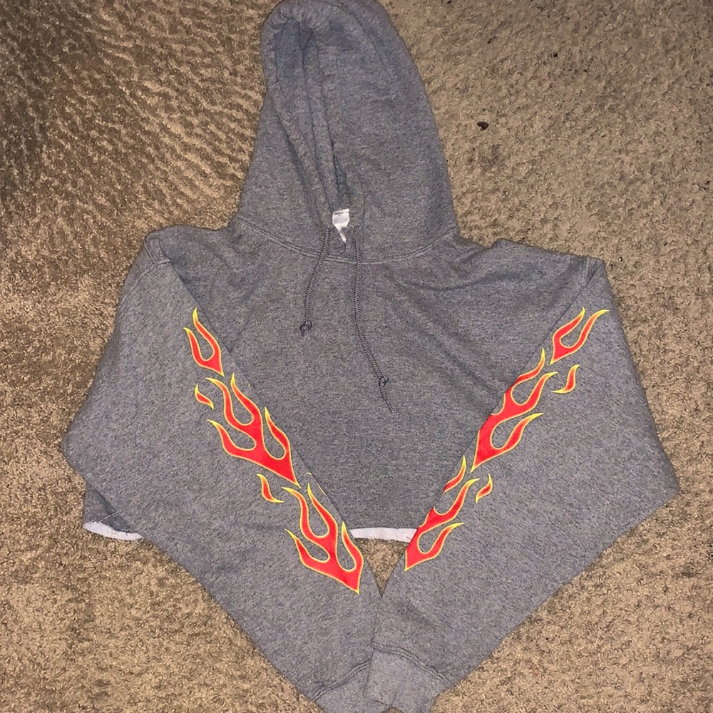 Cropped Grey Flame Sleeves Sweatshirt